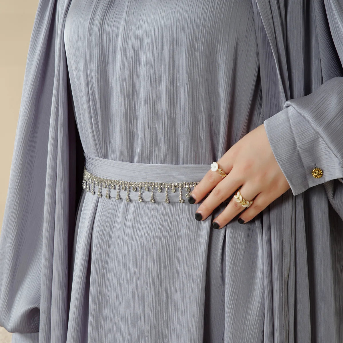 4-Piece Set Large Pleated Sleeves Abaya