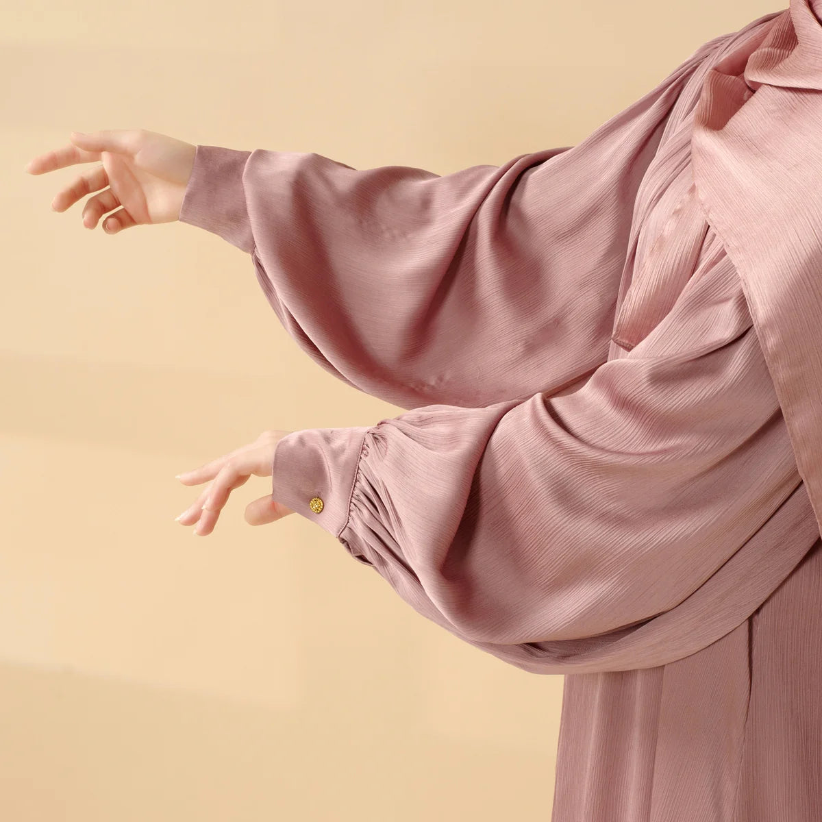 4-Piece Set Large Pleated Sleeves Abaya